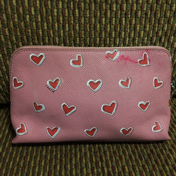 SOLD! COACH Hearts Leather Cosmetic Case & Wallet - Picture 6 of 8